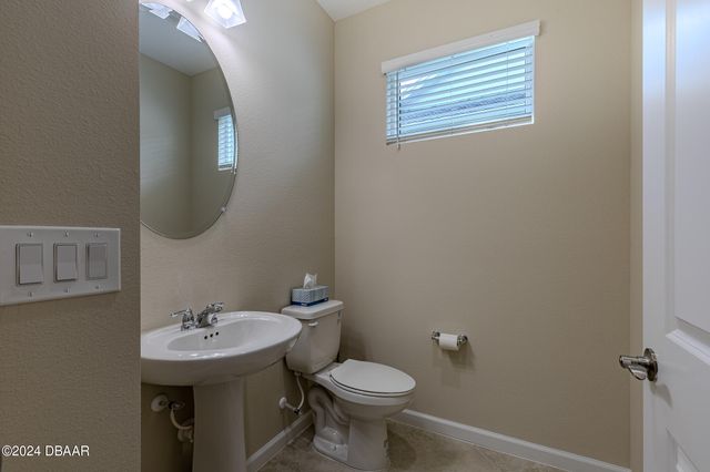 929 Bama Breeze Drive, Daytona Beach, FL 32124