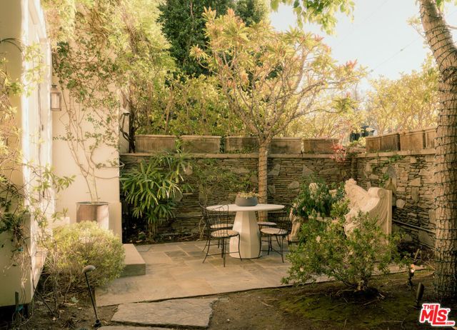 9555 Lime Orchard Road, Beverly Hills, CA 90210