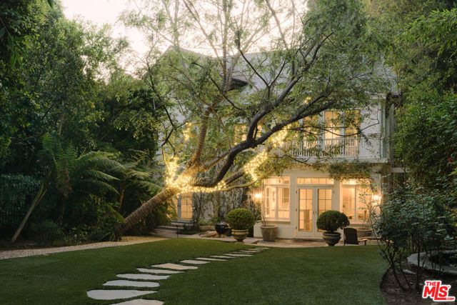 9555 Lime Orchard Road, Beverly Hills, CA 90210