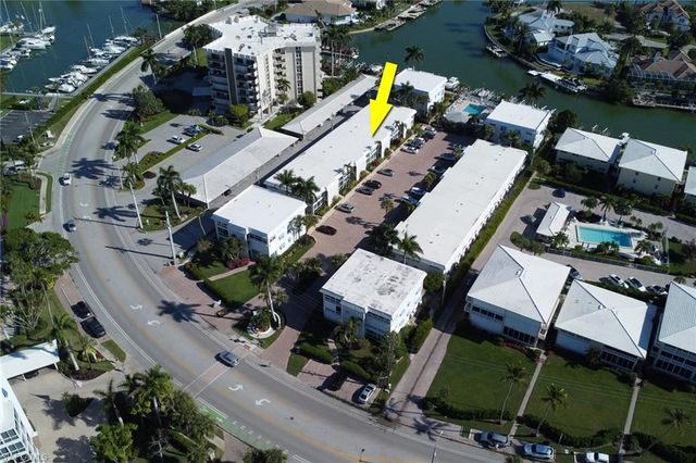 2100 Gulf Shore BLVD N # 113, Naples, FL 34102