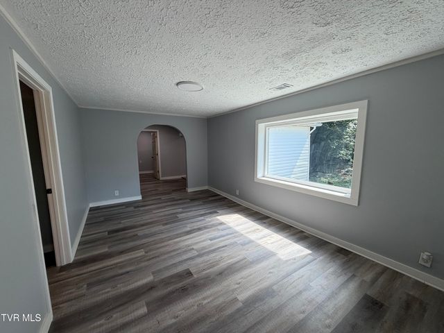 620 Claremont Road, Kingsport, TN 37660