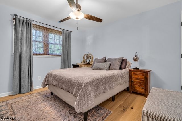 51 Louise Dr, Manville Boro, NJ 08835