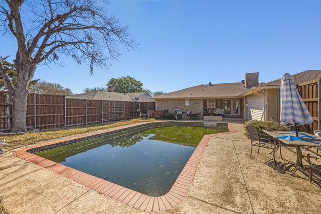 7651 La Bolsa Drive, Dallas, TX 75248