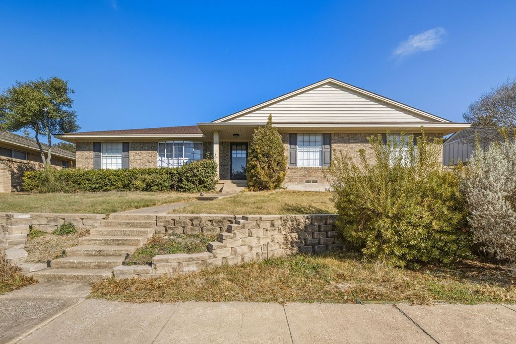 7651 La Bolsa Drive, Dallas, TX 75248