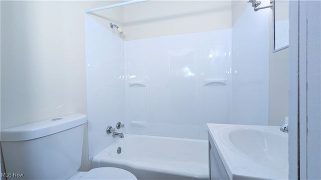 4775 School Street, Conneaut, OH 44030