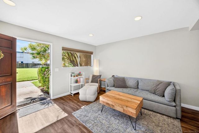 736 N Mollison Ave D, El Cajon, CA 92021