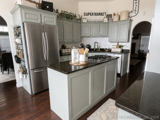31050 W Beaver Mt Road, Stigler, OK 74462