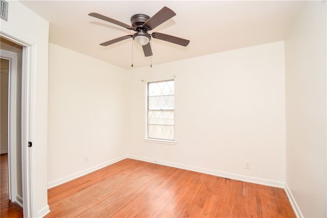 914 Clare Dr, Corpus Christi, TX 78412