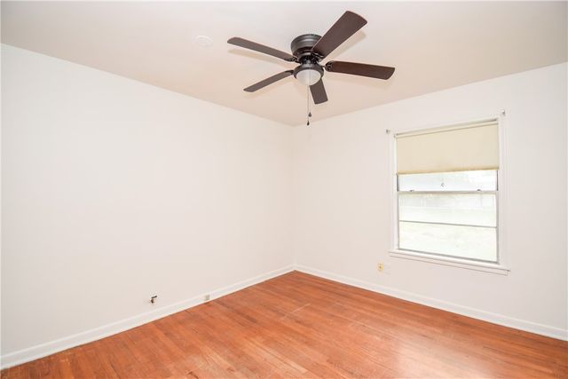 914 Clare Dr, Corpus Christi, TX 78412