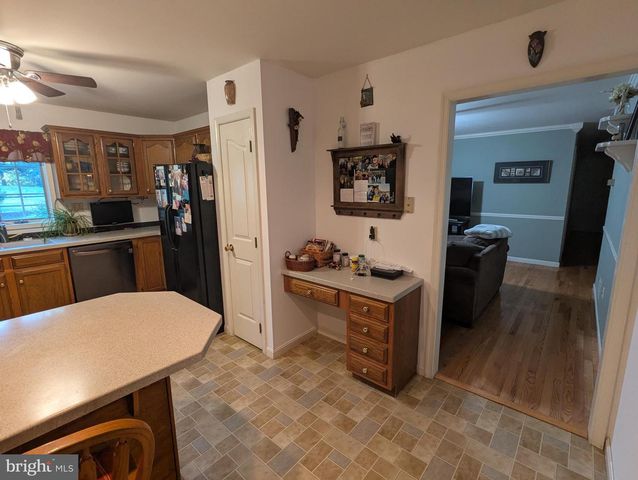 8045 SHANK HESS RD, Waynesboro, PA 17268