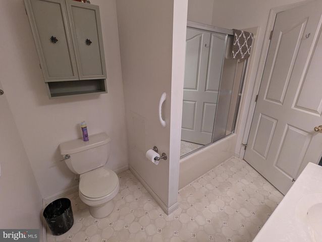 8045 SHANK HESS RD, Waynesboro, PA 17268
