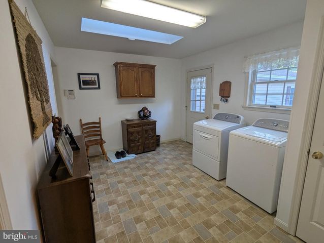8045 SHANK HESS RD, Waynesboro, PA 17268