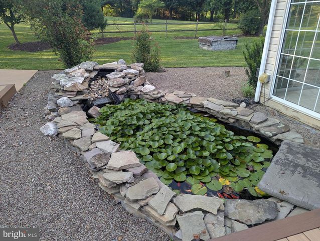 8045 SHANK HESS RD, Waynesboro, PA 17268