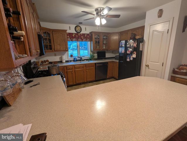 8045 SHANK HESS RD, Waynesboro, PA 17268