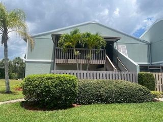 1132 Breezy Way 2H, Sebastian, FL 32958