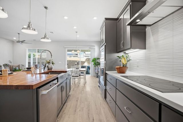 1820 Morello Dr, Brentwood, CA 94513