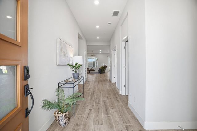 1820 Morello Dr, Brentwood, CA 94513