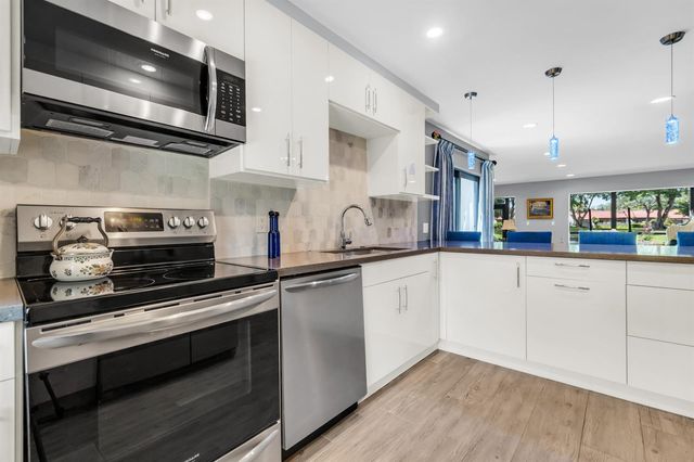 21546 Cypress Hammock Drive 40A, Boca Raton, FL 33428