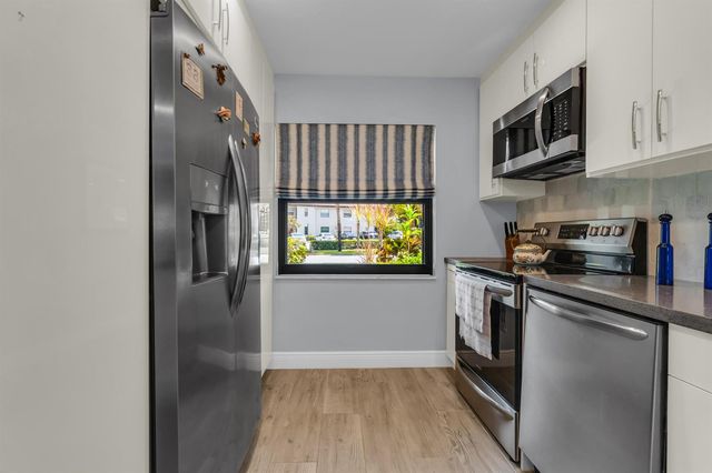 21546 Cypress Hammock Drive 40A, Boca Raton, FL 33428