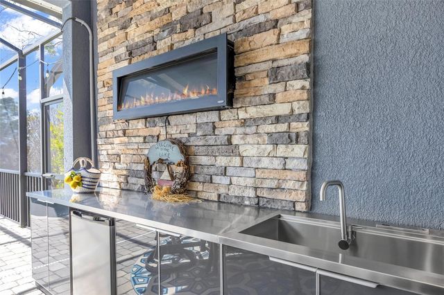 1210 JOHNS COVE LANE, Oakland, FL 34787