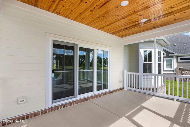 9379 Old Salem Way NW, Calabash, NC 28467
