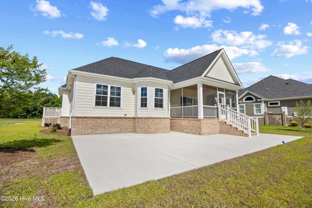 9379 Old Salem Way NW, Calabash, NC 28467