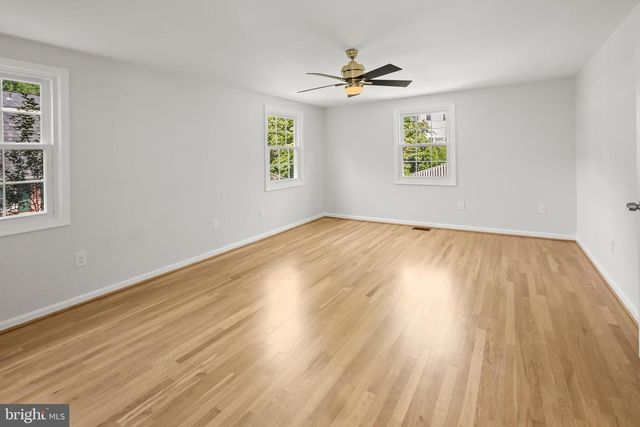 2801 VILLAGE LN, Silver Spring, MD 20906
