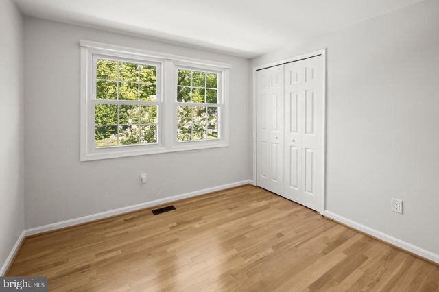 2801 VILLAGE LN, Silver Spring, MD 20906