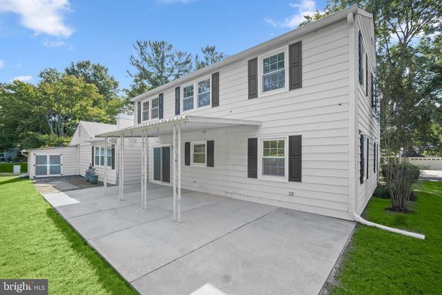2801 VILLAGE LN, Silver Spring, MD 20906