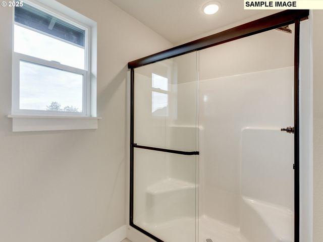 798 Ne SALING Dr E 89, Estacada, OR 97023