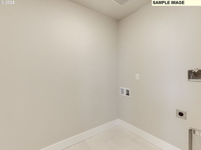 798 Ne SALING Dr E 89, Estacada, OR 97023