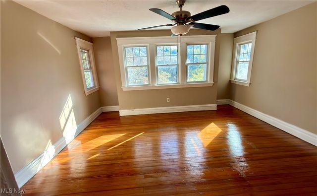 3383 Beechwood Avenue, Cleveland Heights, OH 44118