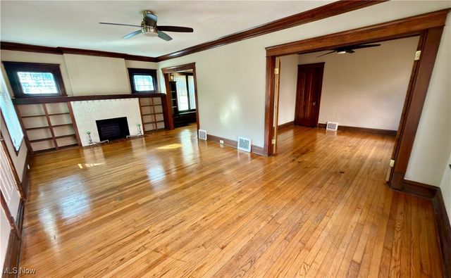 3383 Beechwood Avenue, Cleveland Heights, OH 44118