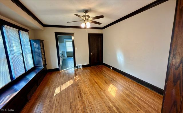 3383 Beechwood Avenue, Cleveland Heights, OH 44118