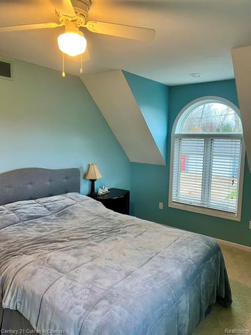 8065 S Portage Road, Jackson, MI 49201