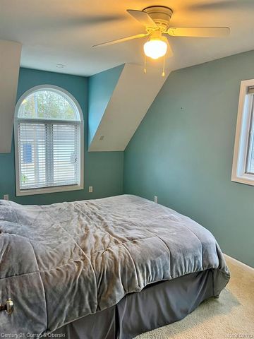 8065 S Portage Road, Jackson, MI 49201