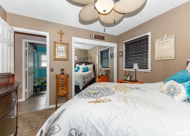 2630 35TH Avenue, Rock Island, IL 61201