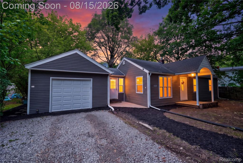4093 Dowdall Street, Genesee Charter Township, MI 48506