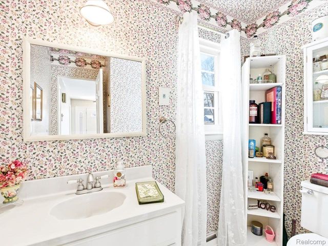 2308 Brandywine Lane, Port Huron, MI 48060