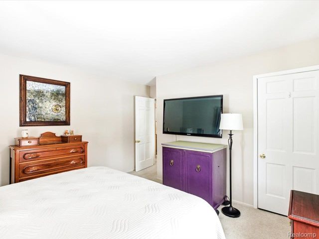 2308 Brandywine Lane, Port Huron, MI 48060