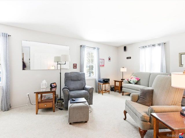 2308 Brandywine Lane, Port Huron, MI 48060