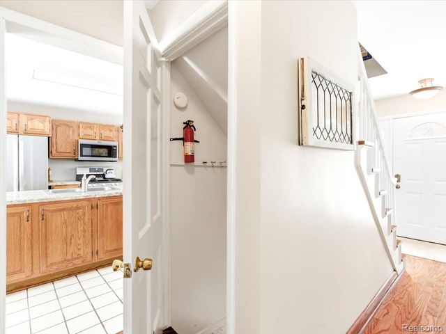 2308 Brandywine Lane, Port Huron, MI 48060