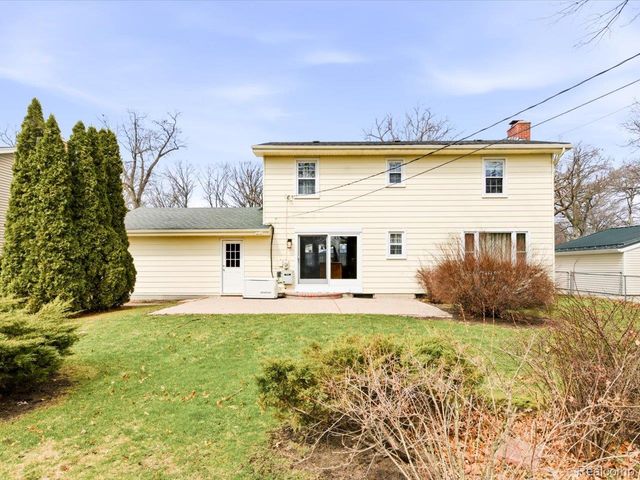 2308 Brandywine Lane, Port Huron, MI 48060