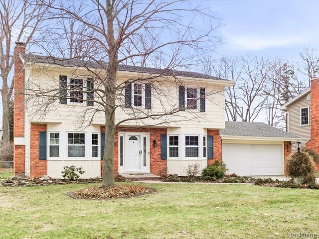 2308 Brandywine Lane, Port Huron, MI 48060