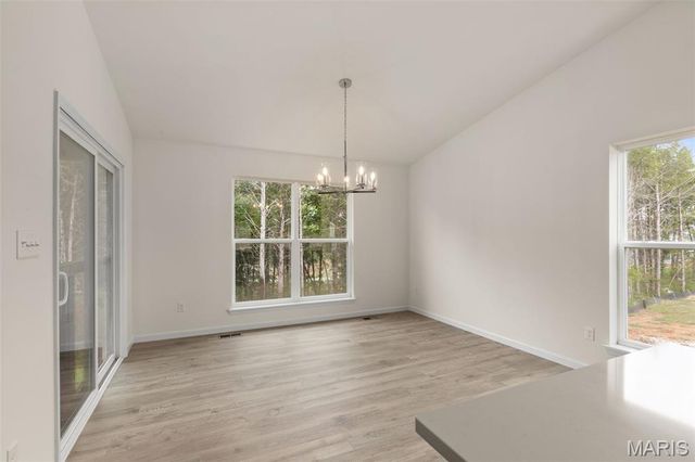 12224 Louiselle Park Drive, Maryland Heights, MO 63043