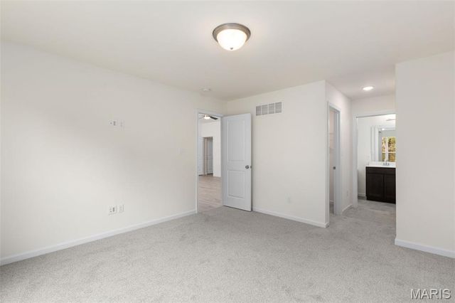 12224 Louiselle Park Drive, Maryland Heights, MO 63043