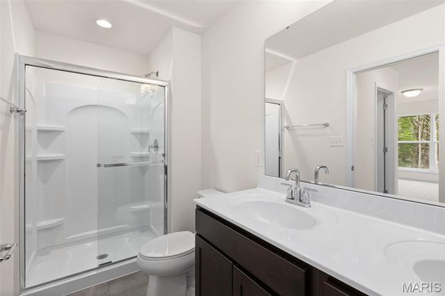 12224 Louiselle Park Drive, Maryland Heights, MO 63043