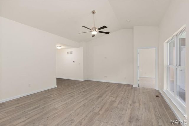 12224 Louiselle Park Drive, Maryland Heights, MO 63043
