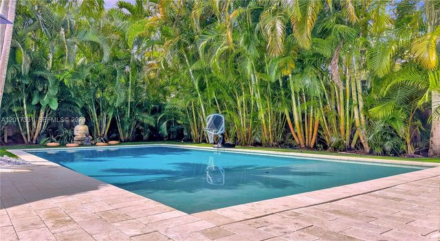 1737 NE 7th Ter, Fort Lauderdale, FL 33305