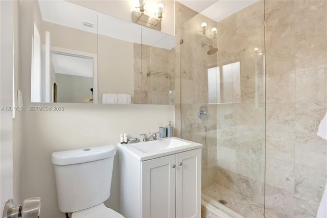 1737 NE 7th Ter, Fort Lauderdale, FL 33305